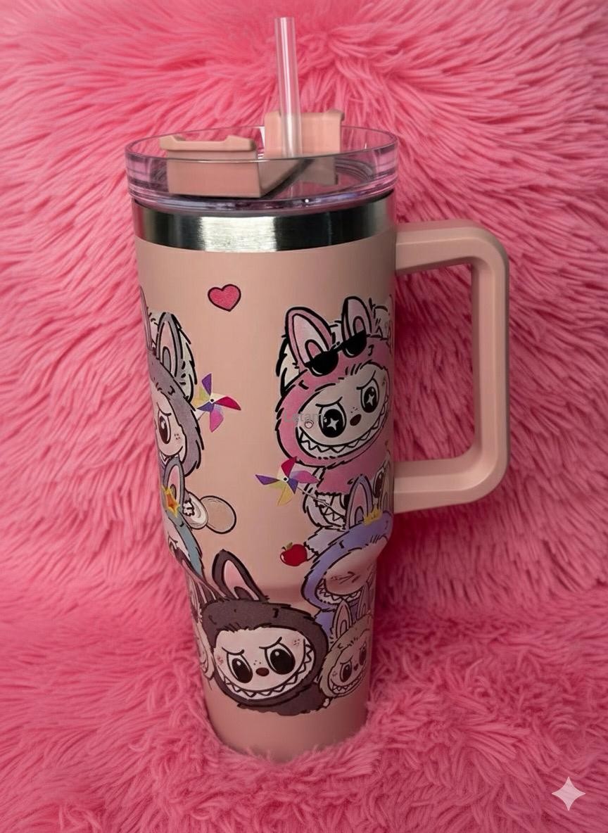 Vaso Térmico Labubu Rosa 1200ml Con Asa Y Pajilla